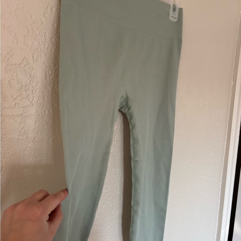 Garage Ribbed High-Waisted Leggings - Picture 4 of 6